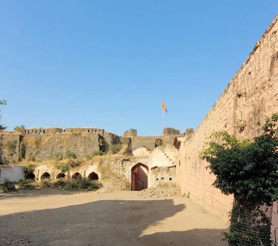 Bhalki Fort